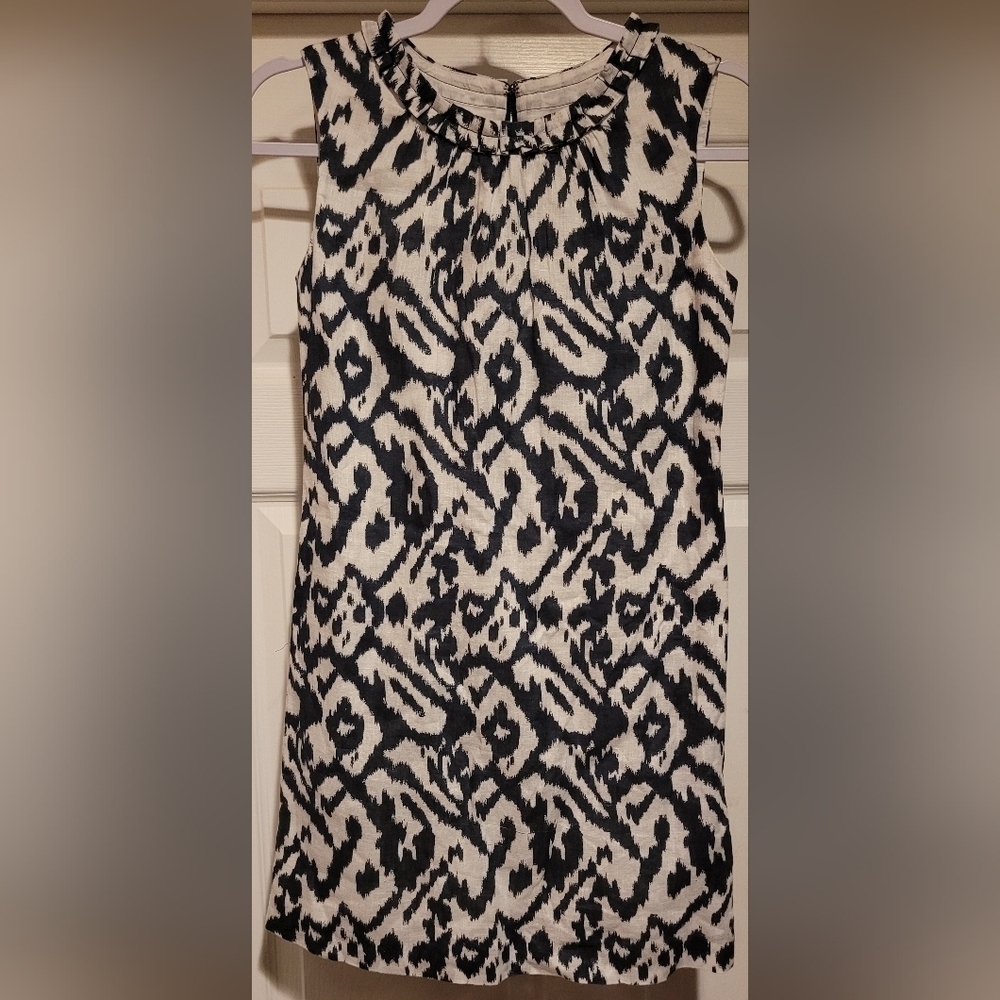 Ann Taylor Loft Women's Black & White Sleeveless Ikat Shift Dress 100% Linen 00P